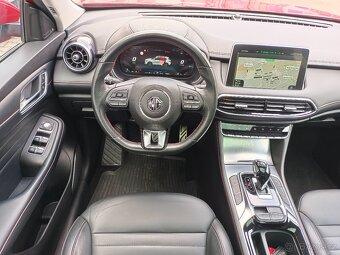 MG EHS PHEV Luxury 1.5 190kW AUT. Panorama Kamera 360° Navi - 8