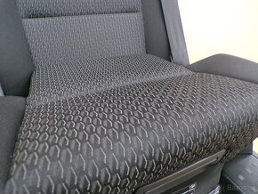 VW T6 Multivan sedačka dětská - odstín KUTAMO NOVÁ - 8