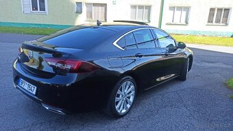 Opel Insignia B 2021 - 8
