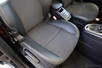 Renault Scénic 1.5 dCi , 88 kW nafta, 2011 - 8