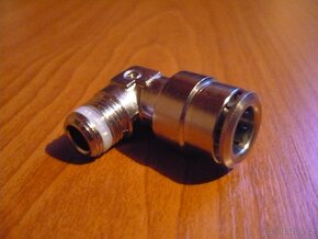 Vzduchotechnika kovové spojky šroubení Camozzi SMC - 8