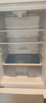 Lednice s mrazákem Beko - 8