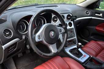 Alfa Romeo 159 2.4 JTDm 20V Q4 6st Sportwagon,KŮŽE,XENONY - 8