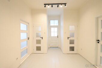 Pronájem bytu 3+kk, 81 m2 Křižíkova - 8