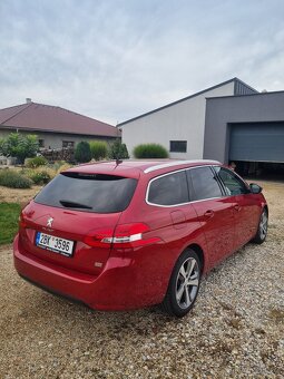 Peugeot 308 sw 1.2 puretech 130k - 8