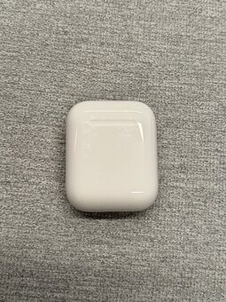 AirPods 2.generace - 8