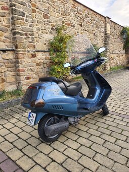 Piaggio hexagon 250GT - 8