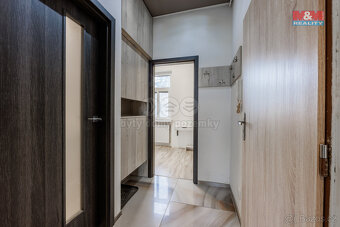 Prodej bytu 1+1, 49 m², Karlovy Vary, ul. Jabloňová - 8