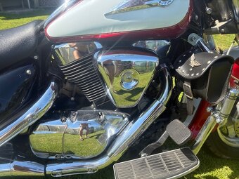 Suzuki Intruder VL 1500 - 8