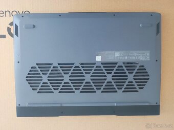 Lenovo LOQ IRH8 i7/16GB/1TB/RTX4060 - 8