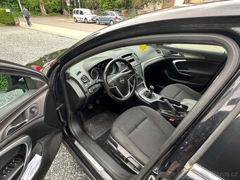 Opel Insignia 2.0 D - 8