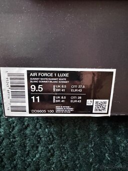 Nike Air Force 1 Luxe - 8