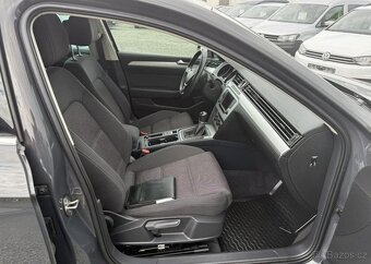 Volkswagen Passat 2.0 TDI COMFORTLINE ACC nafta manuál - 8
