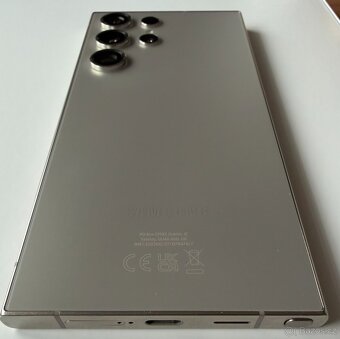 Samsung Galaxy S24 Ultra 512 GB – top stav + 5 pouzder - 8