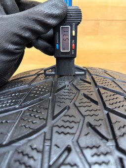 Zimní pneu 235/45/18 č.1 - 8