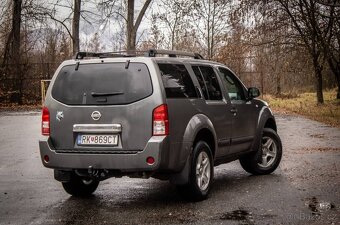 Nissan Pathfinder 2.5 dCi – 128 kW - 8