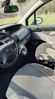 Citroën C8 2,0 100 kw HDI 16V,  7 míst + kola - 8