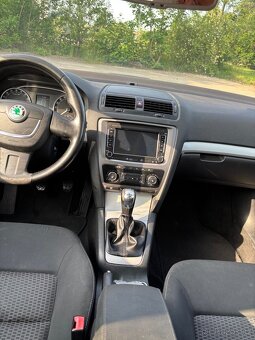 Škoda Octavia - 8