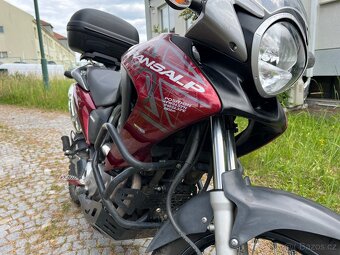 Honda XL700V Transalp - 8