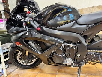 Suzuki gsxr 750 - 8