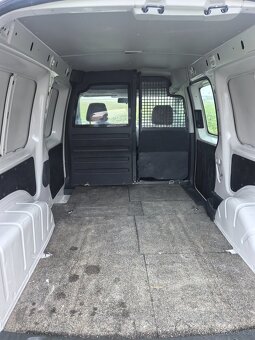 VW Caddy MAXI (long) 2.0 Tdi, 6 kvalt, výhřev, klima - 8