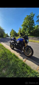 Yamaha FZ8 - 8
