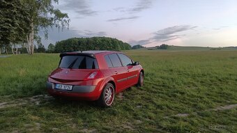 Renault Megane Hatchback - 8