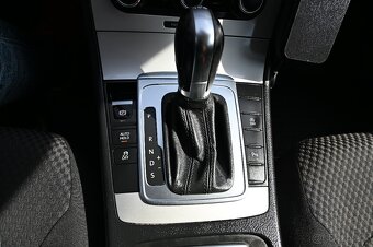 Volkswagen Passat 2.0TDI 103KW DSG Comfort. 8/12 - 8