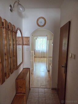 ZACHOVALÁ MASIVNÍ LOŽNICE BOROVICE - 8