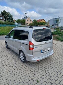 Ford turneo courier - 8