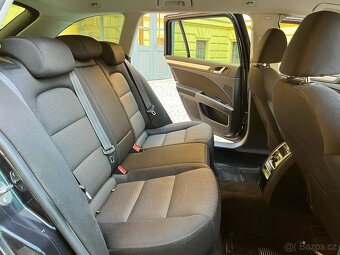 Prodám ŠKODA SUPERB COMBI 2.0 TDI, 125KW, COMMON RAIL. - 8