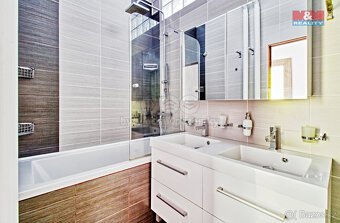 Prodej bytu 4+1, 81 m², OV, Jirkov, ul. Osvobození - 8