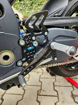 Triumph Speed triple 1050 - 8