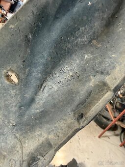 E30 - podběhy a kryty sahary - 8