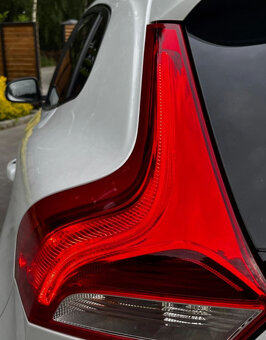 Volvo V40 D2 Drive-E Kinetic - 8