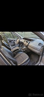 Renault Scenic - 8