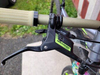 ROCKRIDER ST900 S - horské "celopéro" 27,5" - 8