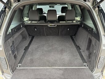 Land Rover Discovery D300 R-DYNAMIC S AWD AT ČR DPH - 8