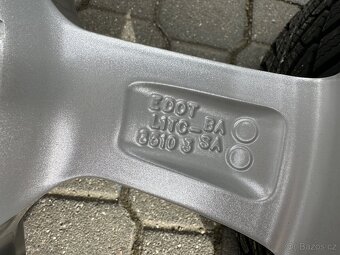 Prodám originál ALU Ford Focus 16" 5x108 6,5Jx16 ET45 - 8