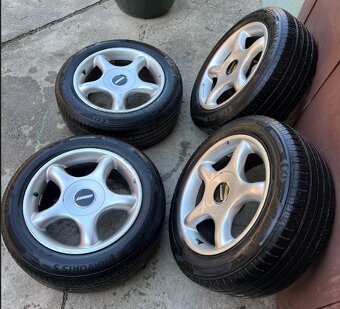 Sada kol 205/55 r16 letní Barum - 8
