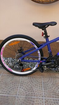 DÍVČÍ JUNIORSKÉ KOLO STERN ACTION GIRL 24" 8-12LET - 8