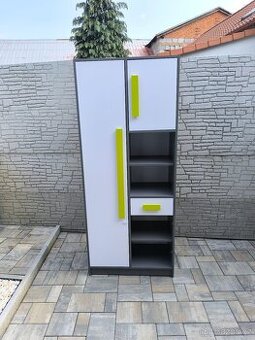 Prodám knihovnu (skříň) IKEA Giro - 8