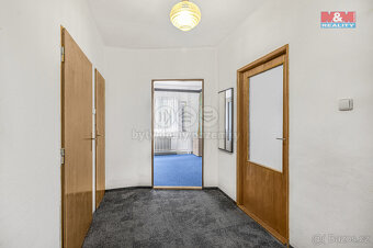 Prodej rodinného domu, 240 m², Velim, ul. Karlova - 8