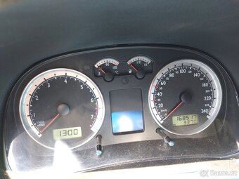 Volkswagen golf IV - 8