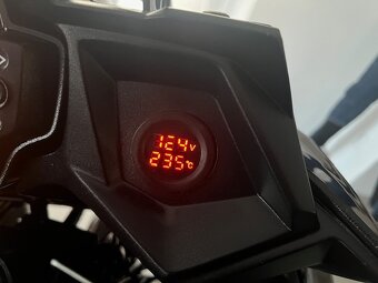 KAWASAKI 650 VERSYS - 8