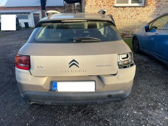 Citroen C4 Cactus 1.2 60kw, r.9/2014, klima - 8