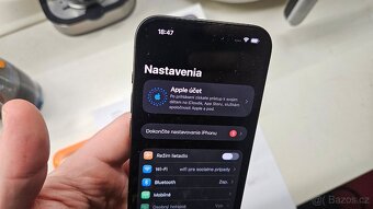 Apple iPhone 15 Pro 128GB - vypálené pixely - 8