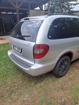 Chrysler Grand Voyager - 8