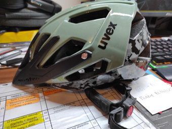UVEX Quatro pixelcamo olive vel. M - 8