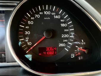 Audi Q7 - 8